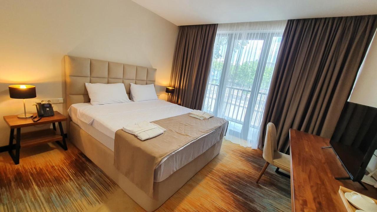 Carousel Hotel Tbilisi Ngoại thất bức ảnh